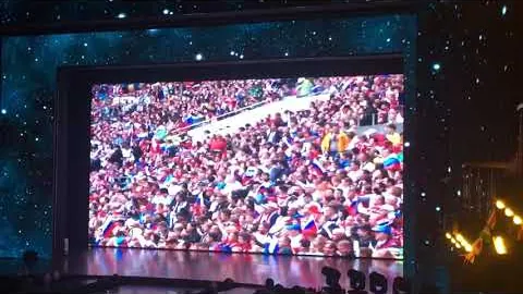 “40岁印度传奇球星切特里回归国家队，一役进球辉煌！国家队总进球95粒，紧随梅罗之后。”